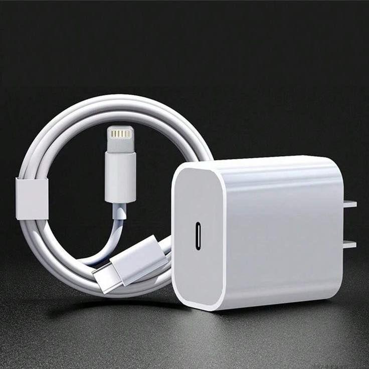 lightining iphone charger and adapter